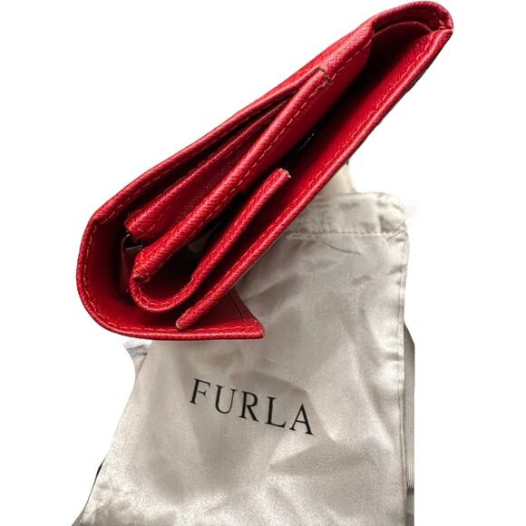 Furla red Saffiano leather trifold Babylon medium wallet - Picture 16 of 16